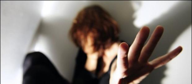 Cronaca ultime notizie: stupro Ravenna, migranti filmano la ragazza - termometropolitico.it Cronaca ultime notizie: stupro Ravenna, migranti filmano la ragazza - termometropolitico.it