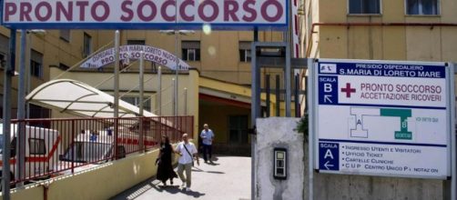 Violenza al pronto soccorso del Loreto Mare.