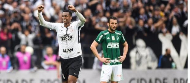 Corinthians vence o Dérbi e palmeirenses se revoltam Corinthians vence o Dérbi e palmeirenses se revoltam
