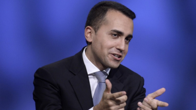Di Maio: 'Mi confronter&ograve; soltanto con il vero candidato premier di quella parte politica'