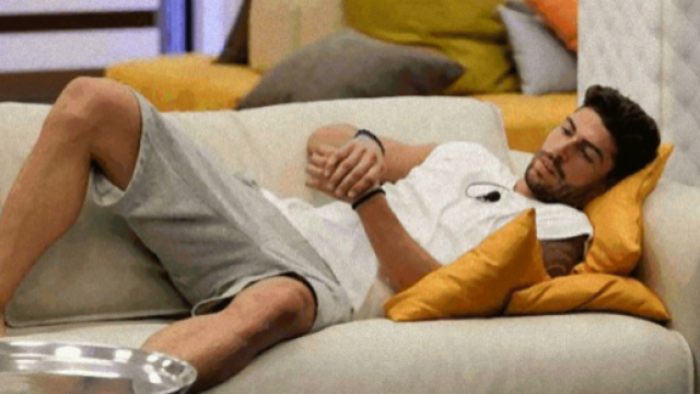 Grande Fratello Vip, Ignazio si è fatto male.