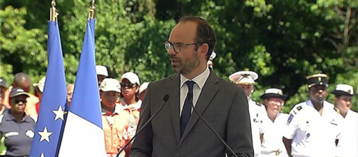 Philippe aux Antilles pour « effacer les cicatrices » d'Irma et Maria - bfmtv.com