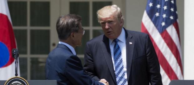 Donald Trump en visite décisive en Corée du Sud Donald Trump en visite décisive en Corée du Sud
