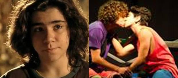 Ex-ator mirim de 'Caminho das Índias' protagonizou beijo gay no teatro Ex-ator mirim de 'Caminho das Índias' protagonizou beijo gay no teatro