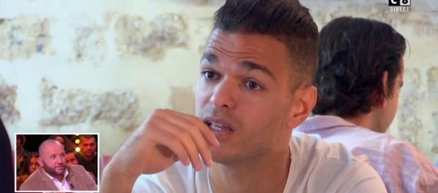 Hatem Ben Arfa a su garder un calme olympien. Hatem Ben Arfa a su garder un calme olympien.