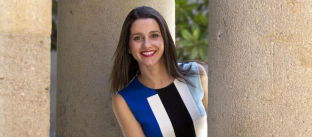 Inés Arrimadas no tiene ni un pelo de Barbie - lavanguardia.com Inés Arrimadas no tiene ni un pelo de Barbie - lavanguardia.com