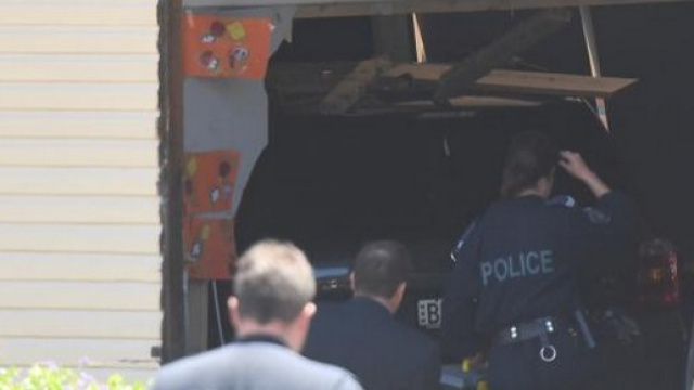 Australie : Une femme perd le contr&ocirc;le de sa voiture faisant 2 morts dans une &eacute;cole primaire.