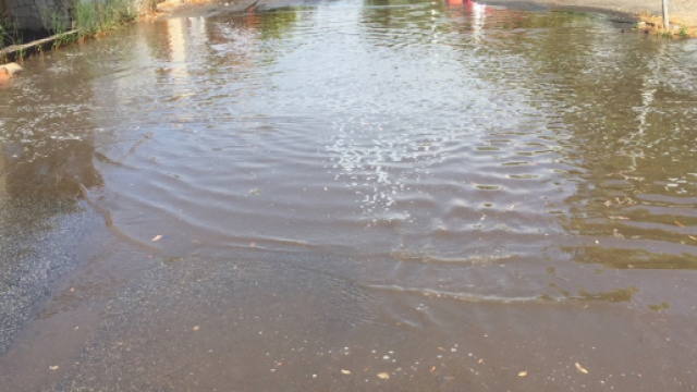 Allagamenti e smottamenti in varie zone del paese.