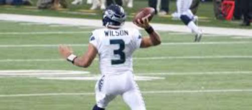 Russell Wilson hopes to lead the Seahawks to their sixth win of the season. Image Source: Flickr | Seatacular