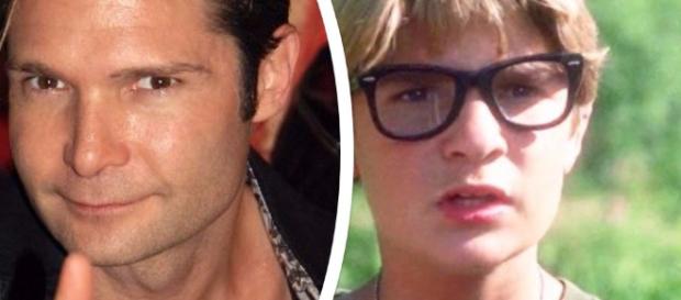 Corey Feldman da ragazzo e in una foto attuale Corey Feldman da ragazzo e in una foto attuale