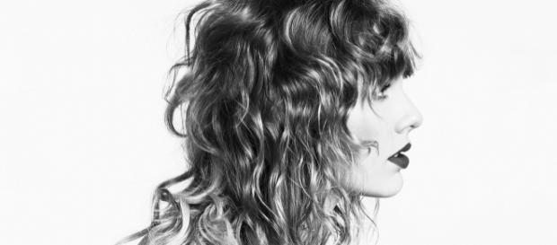 Taylor Swift en la sesión de fotos realizada en Londres para su nuevo álbum. Taylor Swift en la sesión de fotos realizada en Londres para su nuevo álbum.