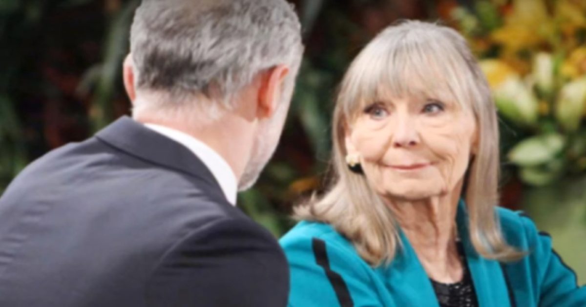 'The Young and the Restless' recap: Dina is now a kleptomainiac