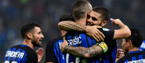 Inter, abbraccio tra Mauro Icardi e Ivan Perisic