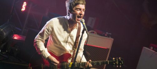 Noel Gallagher gives his unique view on Brexit and Nigel Farage loves it.( photo wikimedia author Alterna 2)
