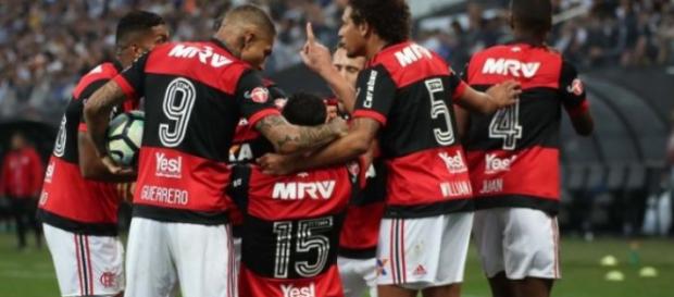 Flamengo não vai contar com quatro jogadores para enfrentar o Palmeiras Flamengo não vai contar com quatro jogadores para enfrentar o Palmeiras