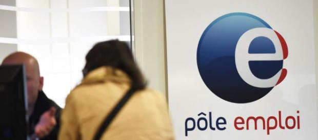 Le contrôle renforcé des chômeurs aurait abouti à peu de radiations - bfmtv.com Le contrôle renforcé des chômeurs aurait abouti à peu de radiations - bfmtv.com