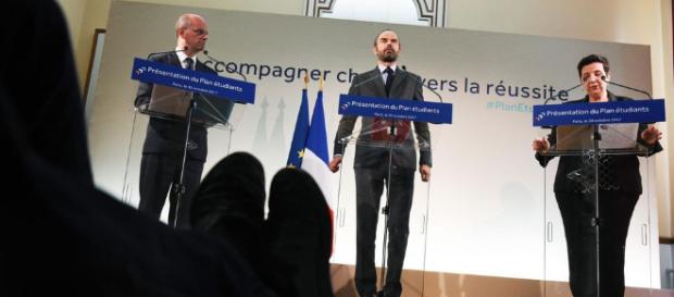 Le gouvernement pousse un petit tri - Libération - liberation.fr Le gouvernement pousse un petit tri - Libération - liberation.fr