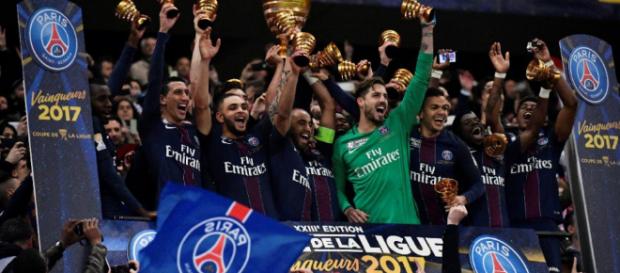 Le PSG s'offre la Coupe de la Ligue et retrouve un peu le sourire ... - leparisien.fr Le PSG s'offre la Coupe de la Ligue et retrouve un peu le sourire ... - leparisien.fr