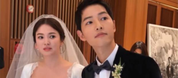 SongSongCouple Wedding / Top Korean News / YouTube Screenshot SongSongCouple Wedding / Top Korean News / YouTube Screenshot