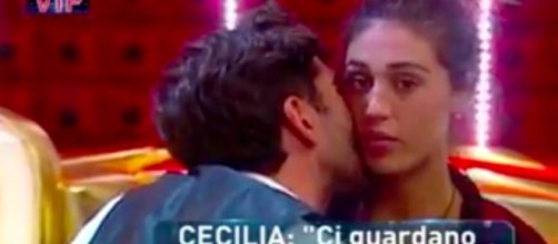 Cecilia e Ignazio, dolce intimità dietro le tende del Gf Vip