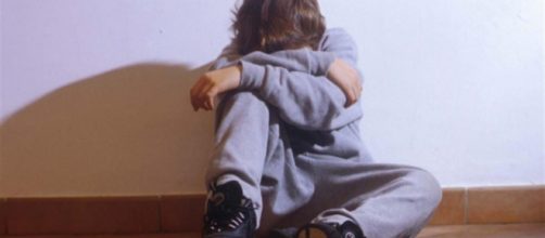 Pedofilia su adolescenti da parte del prete