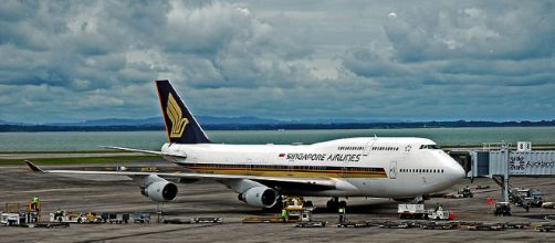 Singapore Airlines Plan. - [Image via: Philip Capper on Wikimedia Commons]