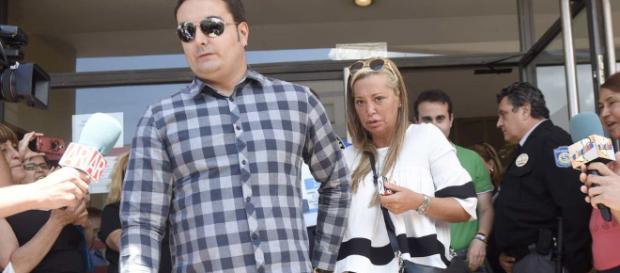Belén Esteban a la entrada del juzgado. Belén Esteban a la entrada del juzgado.