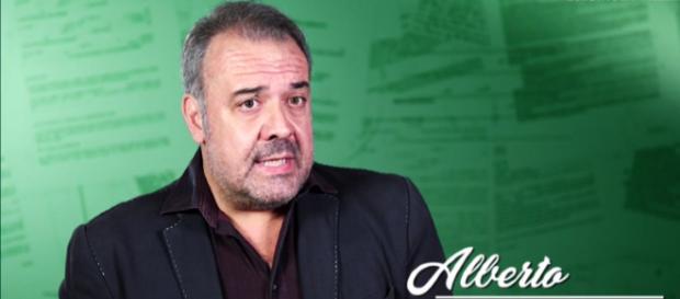 Nicola Giosuè nella sua interpretazione a "Cattivi Maestri" Nicola Giosuè nella sua interpretazione a "Cattivi Maestri"