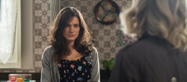 ''O Outro Lado do Paraíso'': Clara encontra casa da neta de Beatriz e dá início a vingança ''O Outro Lado do Paraíso'': Clara encontra casa da neta de Beatriz e dá início a vingança