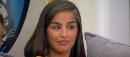 Secret Story 11 : Kamila s'en prend à Sam Zirah et remet son travail en question !