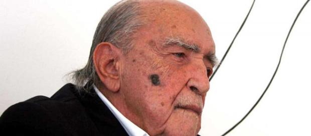 Família de Oscar Niemeyer tem esquecido legado de arquiteto em meio às brigas judiciais. Família de Oscar Niemeyer tem esquecido legado de arquiteto em meio às brigas judiciais.