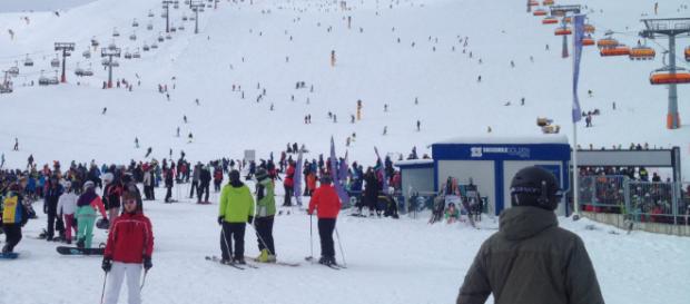 Nach wie vor überaus beliebt - Skifahren (Quelle kids-trips.com) Nach wie vor überaus beliebt - Skifahren (Quelle kids-trips.com)