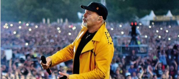 Vasco rossi Archivi - BuzzMusic - buzzmusic.it Vasco rossi Archivi - BuzzMusic - buzzmusic.it