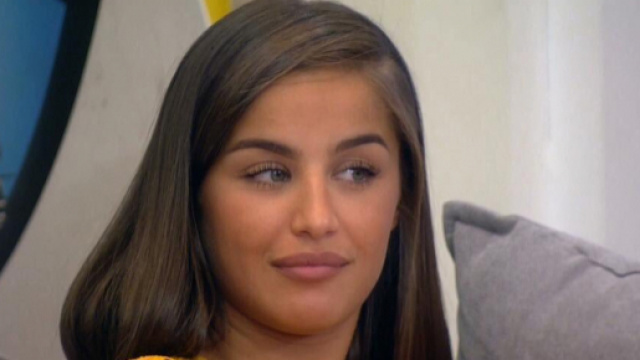 Secret Story 11 : Kamila s'en prend à Sam Zirah et remet son travail en question !