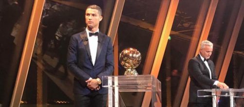 Ballon d'Or: et de cinq pour Cristiano Ronaldo qui rejoint Lionel ... - sen360.fr