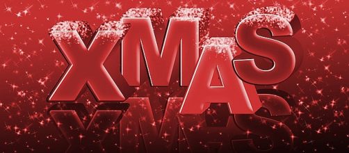 Xmas is a way to write Christmas [Image: artemtation/pixabay.com]