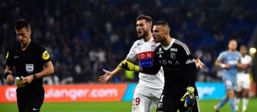 Foot OL - OL : La défense lyonnaise donne mal à la tête avoue ... - foot01.com