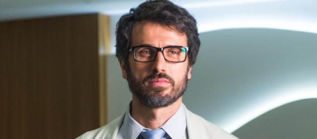 Eriberto Leão interpreta gay enrustido na novela 'O Outro Lado do Paraíso' Eriberto Leão interpreta gay enrustido na novela 'O Outro Lado do Paraíso'