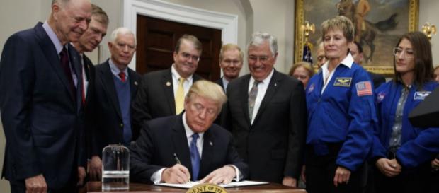Trump Orders Revival of US Manned Space Exploration Program - voanews.com Trump Orders Revival of US Manned Space Exploration Program - voanews.com