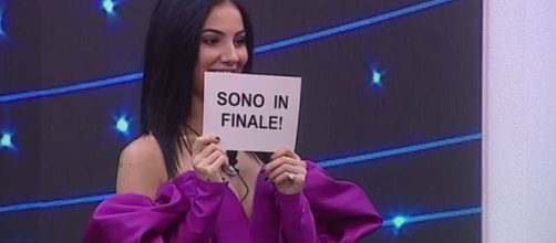 Grande Fratello Vip 2, Giulia De Lellis ha litigato?