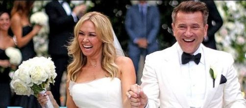 Kym Johnson and Robert Herjavec expecting twins [Image: PeopleTV/YouTube screenshot]