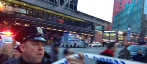 La polizia, rimasta ferita dall'attacco di Akayed Ullah, ha interrogato l'attentatore sul posto