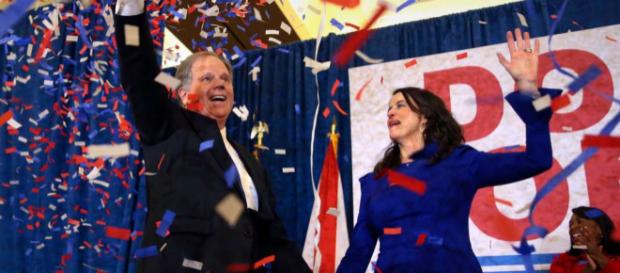 Doug Jones lors de sa victoire / John Bazemore // AFP Doug Jones lors de sa victoire / John Bazemore // AFP