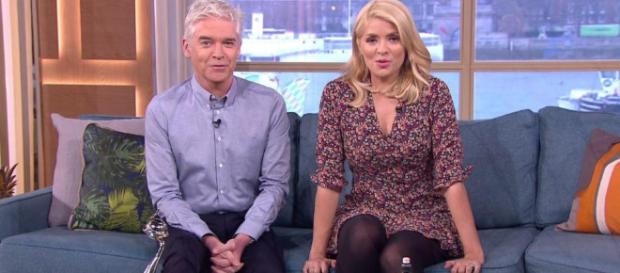 Holly Willoughby and Phillip Schofield look exhausted on This ... - thesun.co.uk Holly Willoughby and Phillip Schofield look exhausted on This ... - thesun.co.uk