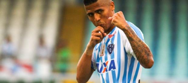 O jogador Bergson de 26 anos foi contratado pelo Atlético Paranaense O jogador Bergson de 26 anos foi contratado pelo Atlético Paranaense