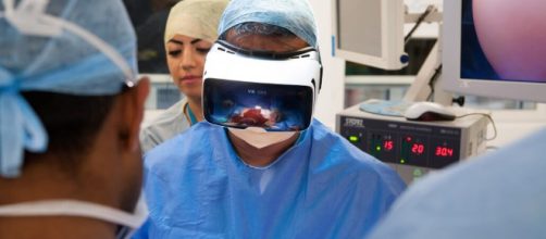 La realtà virtuale entra in sala operatoria: la chirurgia in diretta - ingegneriabiomedica.org