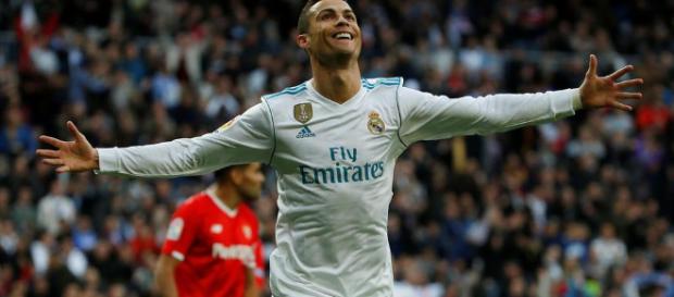 Cristiano Ronaldo é destaque do Real no Mundial Cristiano Ronaldo é destaque do Real no Mundial