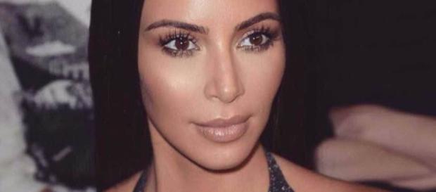 Kim Kardashian comenta sobre barriga de aluguel Kim Kardashian comenta sobre barriga de aluguel