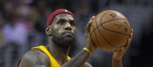 LeBron James might join the Lakers in 2018 (Image Credit: Keith Allison/WikiCommons)