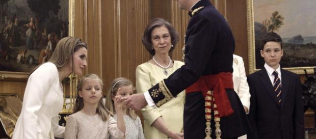 A la reina Sofía no le dejan ver a las hijas de Felipe VI A la reina Sofía no le dejan ver a las hijas de Felipe VI